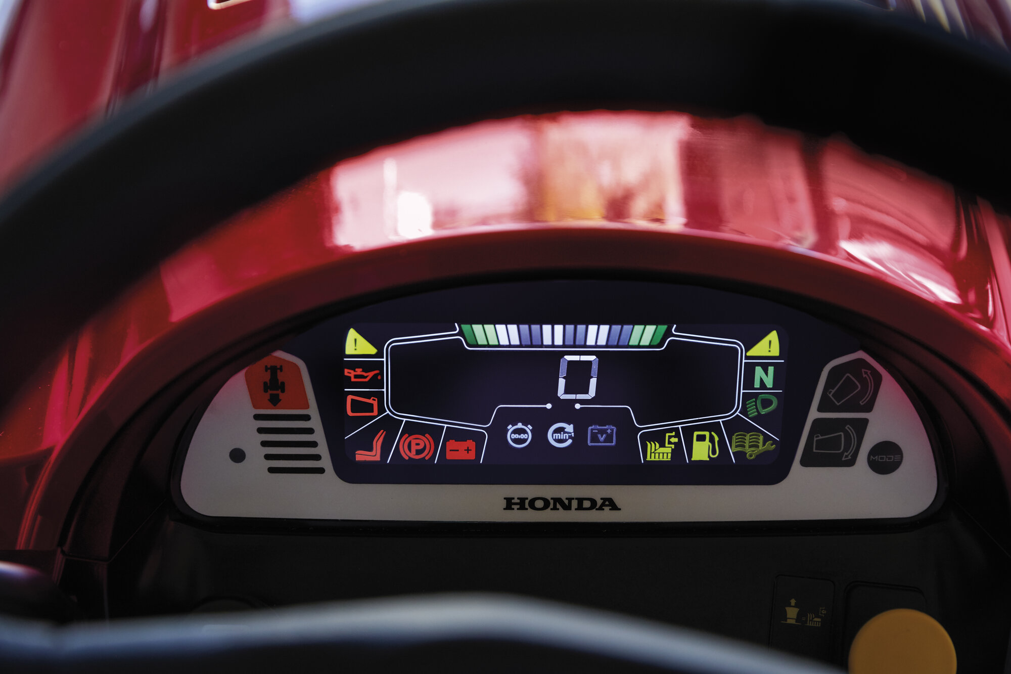 Zahradní traktor Honda HF 2417 HM