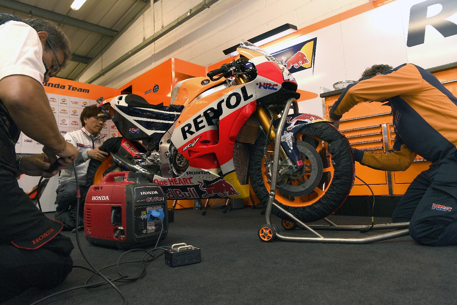 Honda Honda EU 22iT — fotografie 12