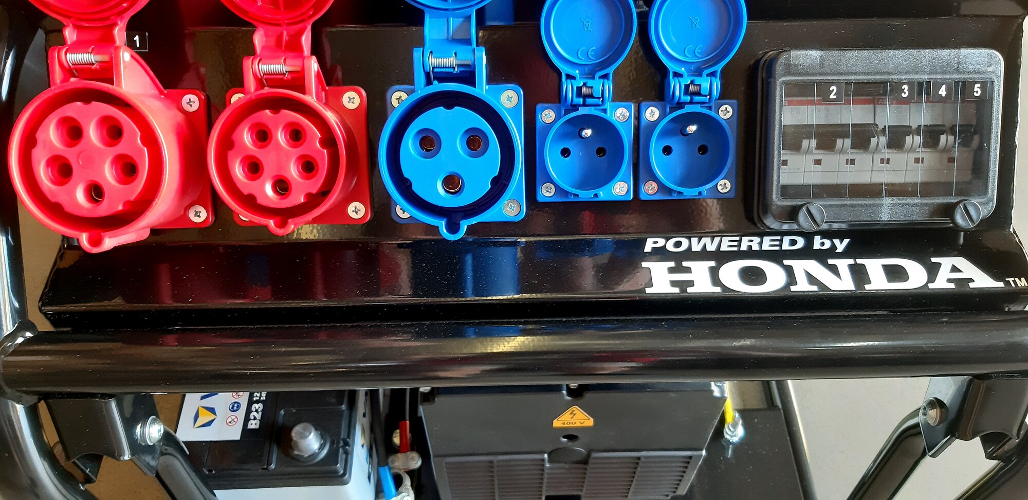 Rámová profesionální elektrocentrála TP 15 HP AVR s podvozkem