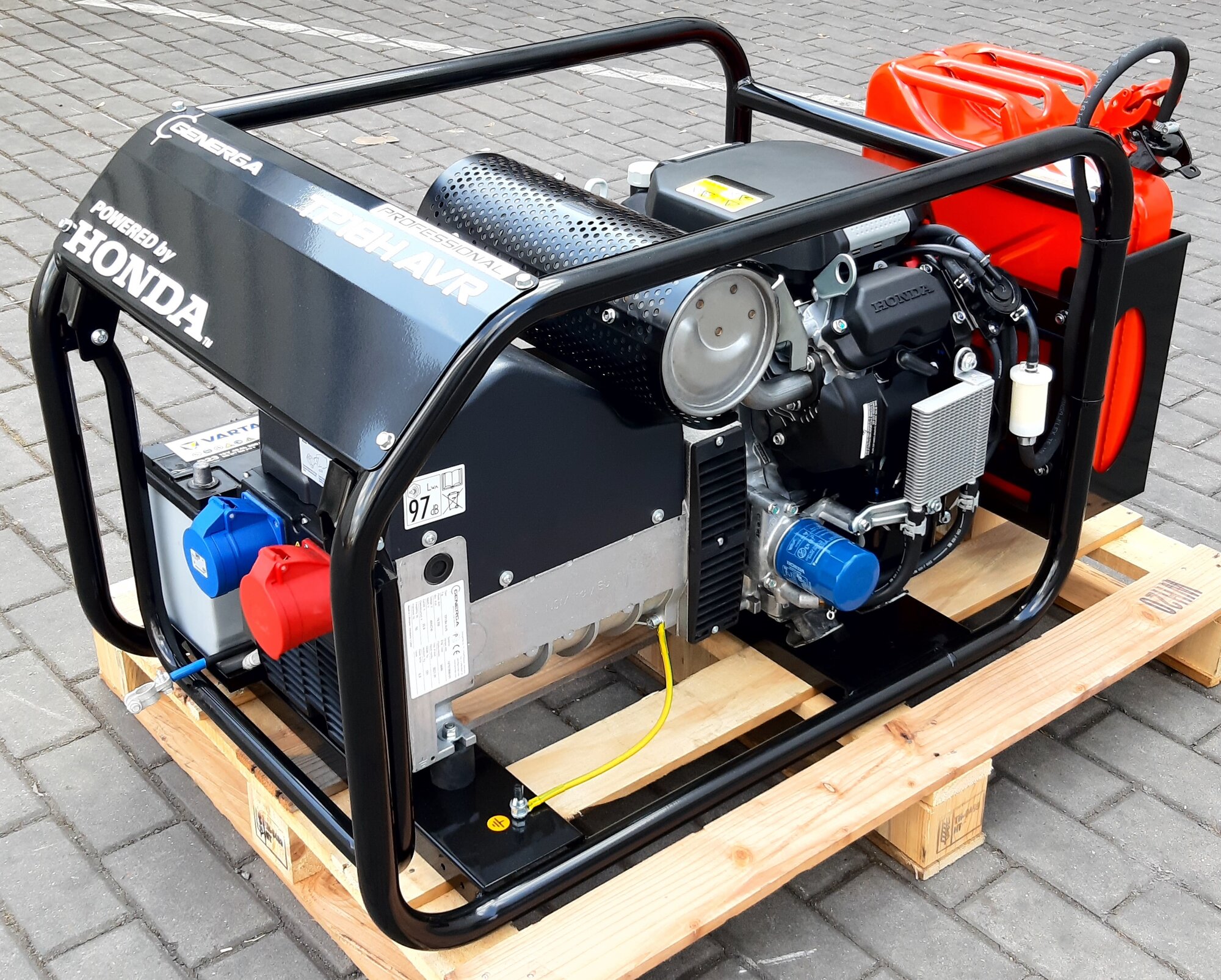 Rámová profesionální elektrocentrála TP 18 H AVR s podvozkem