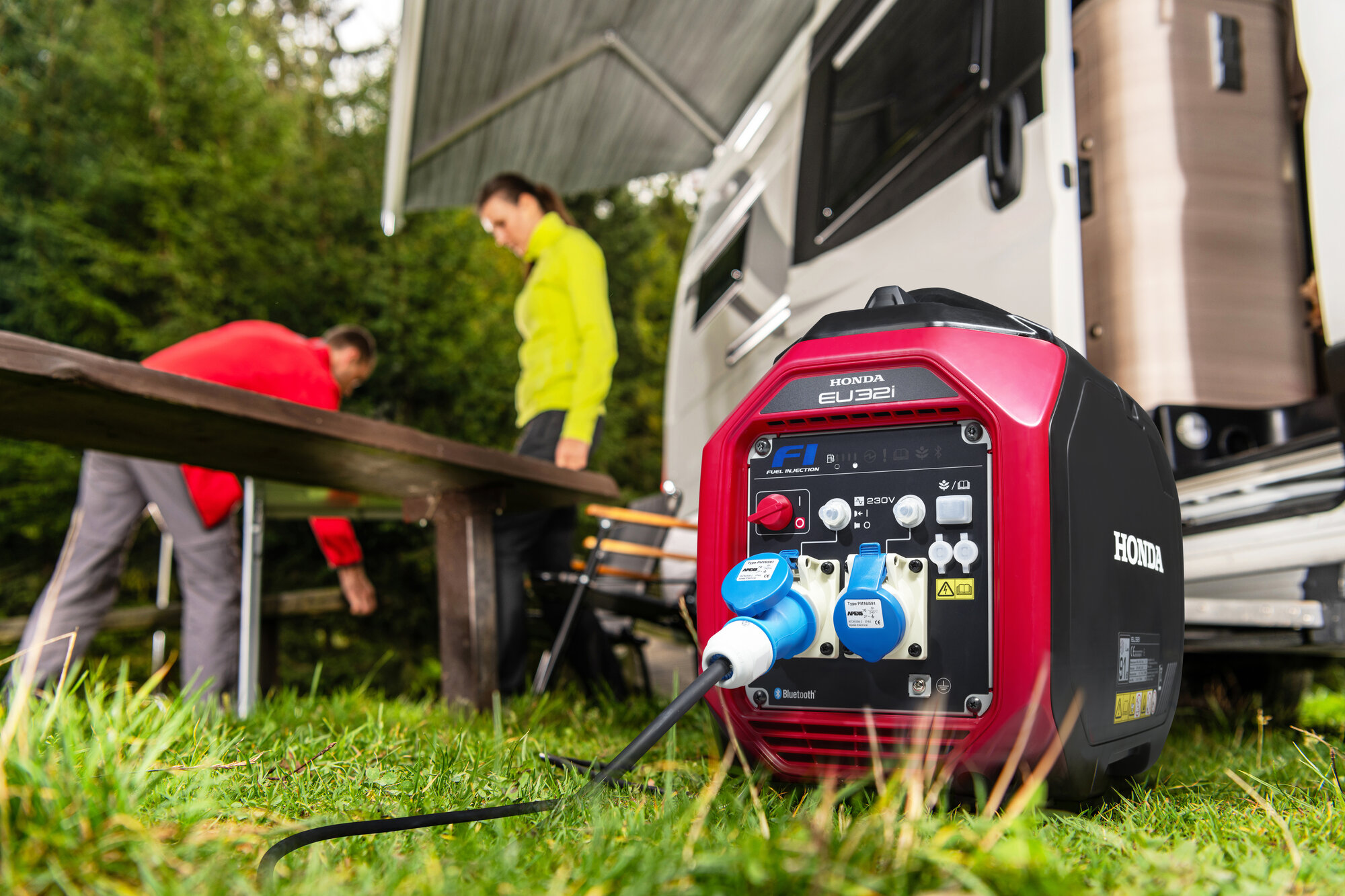 Honda Lehká kufříková elektrocentrála střídavého napětí EU 32i — fotografie 7