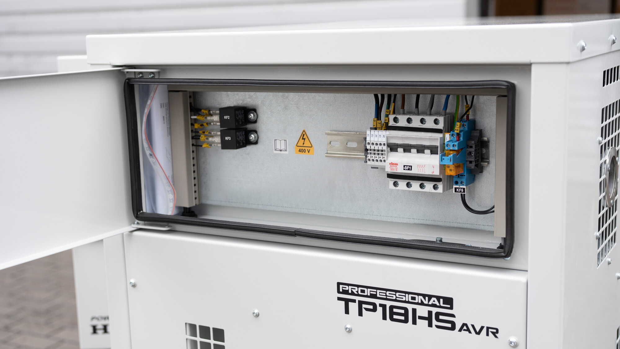 Odhlučněná kontejnerová elektrocentrála TP18 HS AVR AMF (s automatikou startu)